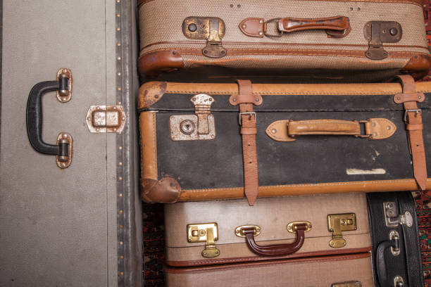 istock Old, retro and obsolete suitcase 1184417679