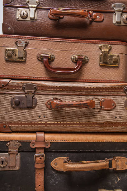 istock Old, retro and obsolete suitcase 1184417990