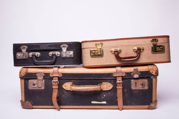istock Old, retro and obsolete suitcase 1184418012
