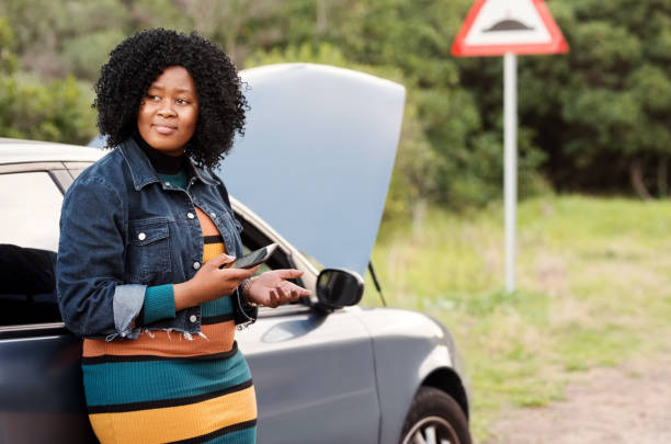 istock Waiting for the mechanic to arrive 1184421677