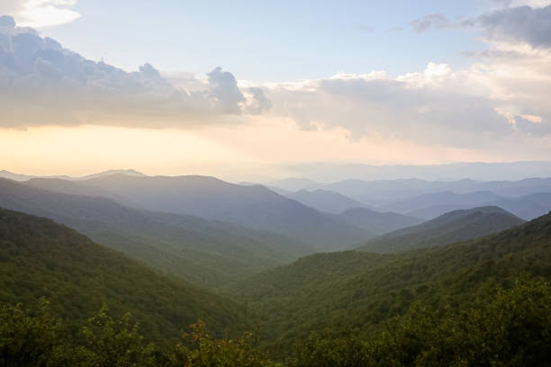 View from Mount Mitchell View from Mount Mitchell, Burnsville - North Carolina mt mitchell stock pictures, royalty-free photos & images