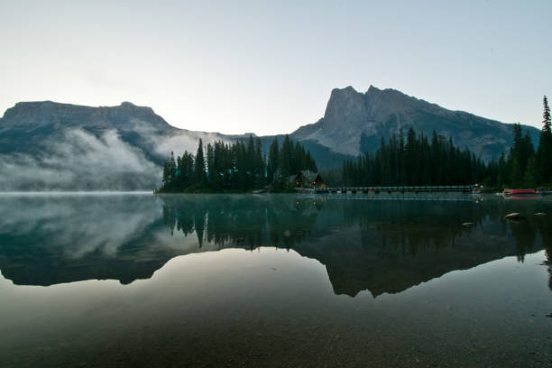 istock Emerald lake in Yoho national park 1184445723