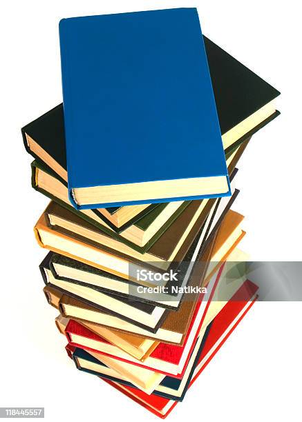 Pila De Libro Foto de stock y más banco de imágenes de Aprender - Aprender, Azul, Blanco - Color