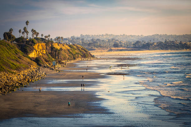 istock Cardiff-by-the-Sea beach in Encinitas CA 1184455675