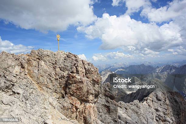 Zugspitze Alemanha - Fotografias de stock e mais imagens de Alemanha - Alemanha, Alpes Europeus, Ao Ar Livre