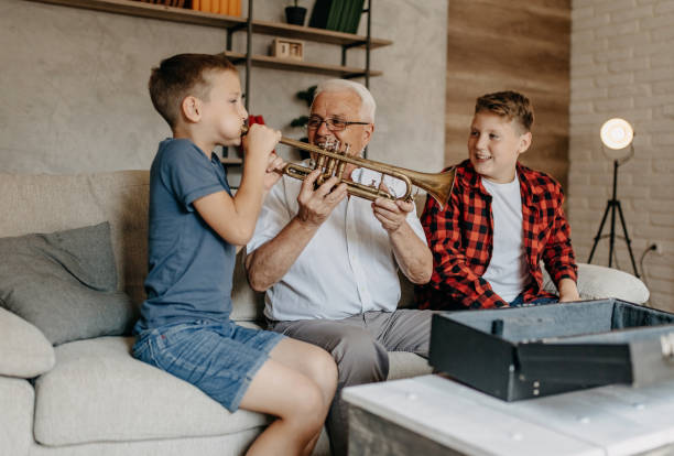 istock Musical family 1184483032