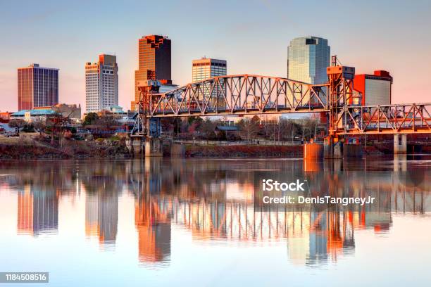 Little Rock Arkansas Stock Photo - Download Image Now - Arkansas, Little Rock - Arkansas, Urban Skyline