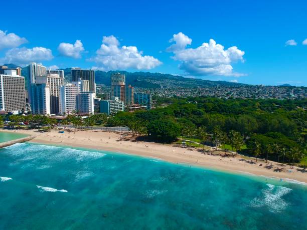 istock Panoramic aerial view of Waikiki Beach 1184532704