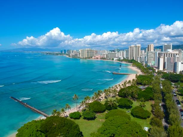 istock Panoramic aerial view of Waikiki Beach 1184533008