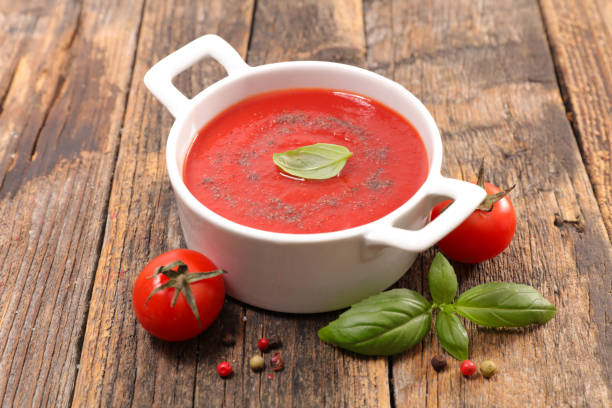 istock bowl of tomato sauce and basil 1184562790