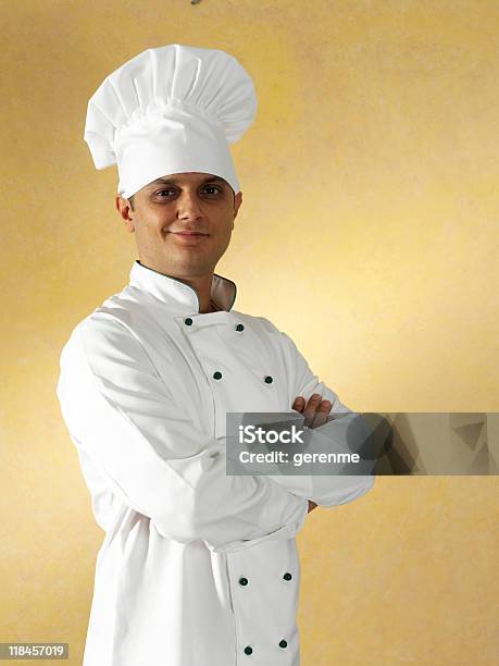 Szef Kuchni - zdjęcia stockowe i więcej obrazów Barwne tło - Barwne tło, Biznes, Czapka kucharza
