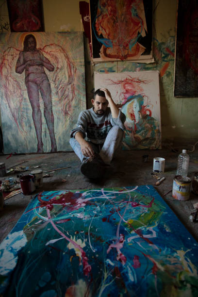 istock Artist in atelier 1184626873