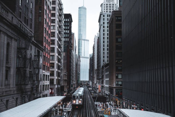 istock Skyline and city transportation in Chicago, USA 1184643771