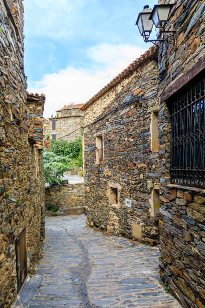 istock Town houses Top Patones 1184666418
