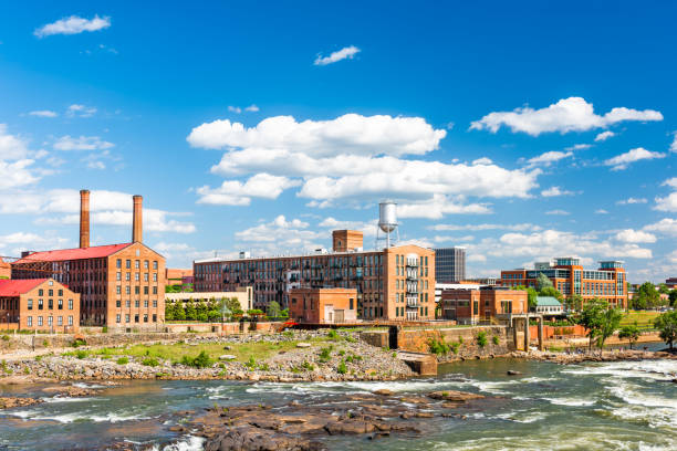 istock Columbus, Georgia, USA downtown skyline 1184679218