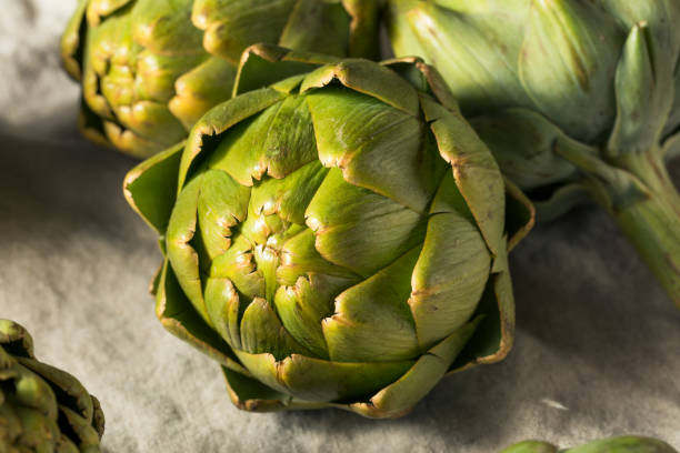 istock Raw Green Organic Artichokes 1184710970