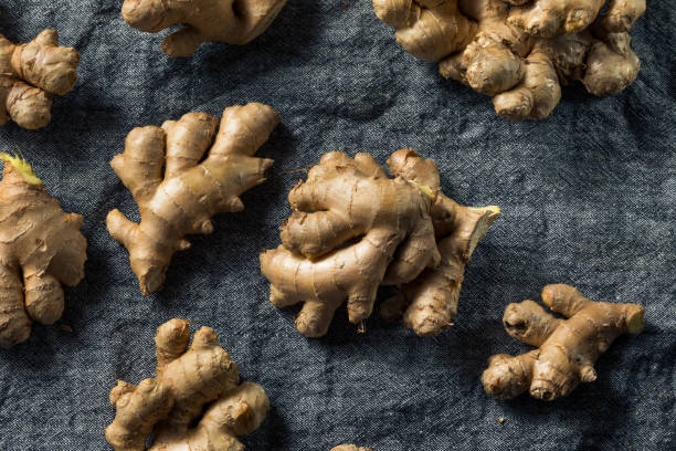 istock Raw Brown Organic Spicy Ginger Root 1184712784