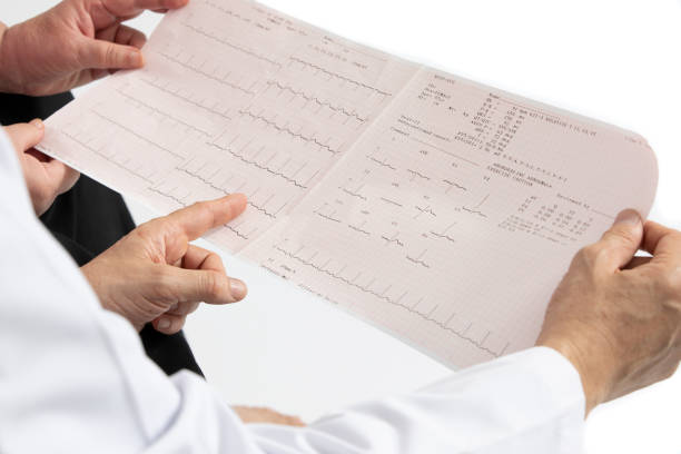 istock A doctor explaining the electrocardiograph tracing to a patient 1184788595