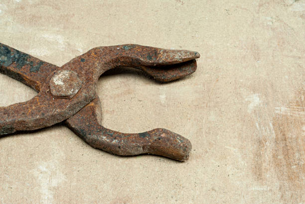 istock Second-hand, rusty tongs industrial 1850 1184849967
