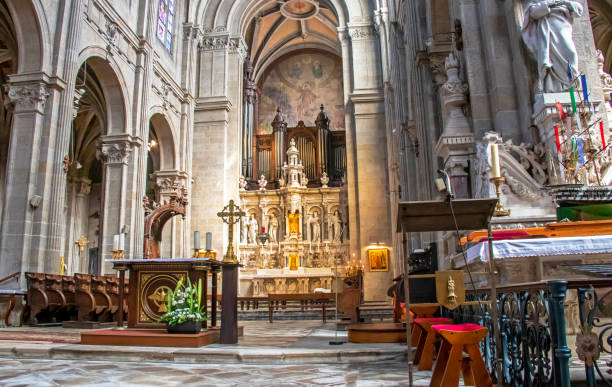 istock Sainte-Anne Inside St. Anne's Basilica. Morbihan. 