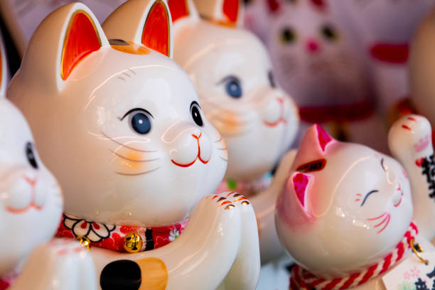 istock Ceramic, Japan, Lucky Cat, Display Cabinet, Jin Yun Laifu 1184858785