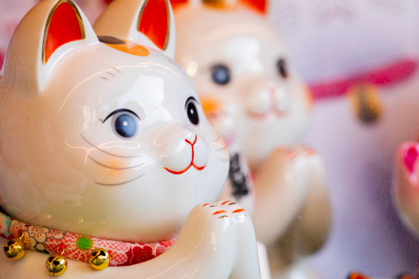 istock Ceramic, Japan, Lucky Cat, Display Cabinet, Jin Yun Laifu 1184859015