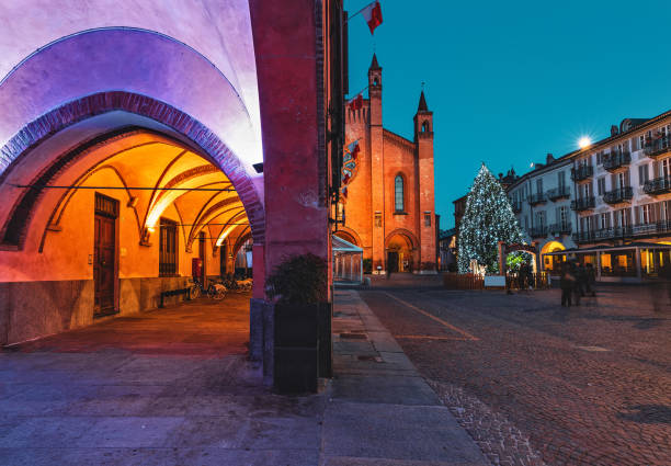 istock Christmas tree on town square in evening in Alba, Italy. 1184860131