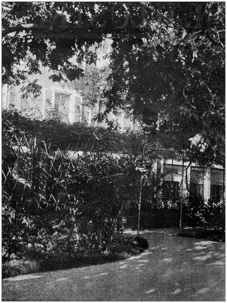 istock Antique photo: Alfred Dreyfus residence in Carpentras, Valabregue house 1184864388