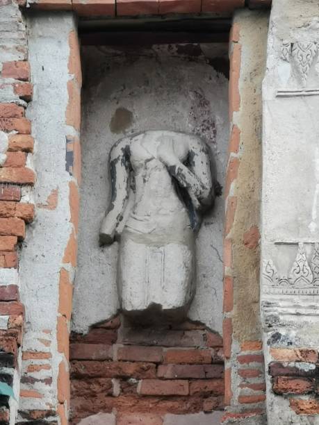 istock Ayutthaya​ view​ by​ Wat​ Mahathat​ 1184875069