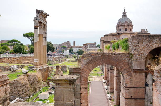 istock The Roman Forum 1184885163