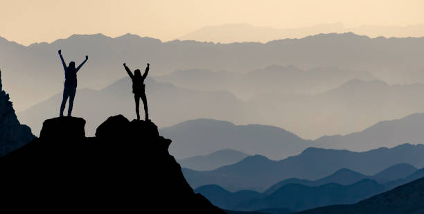 istock Leading and professional team success 1184886493