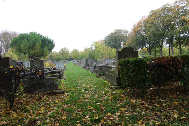 istock Ancient cemetery in the Paris region 1184886682