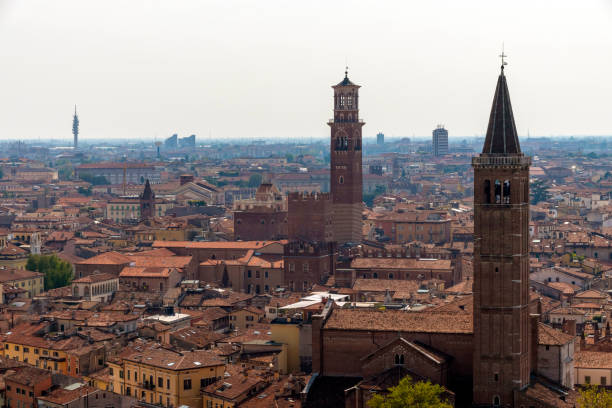 istock Verona City View 1184905490