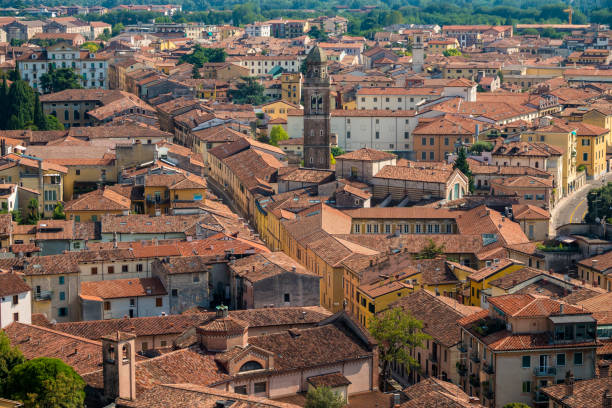 istock Verona City View 1184905553