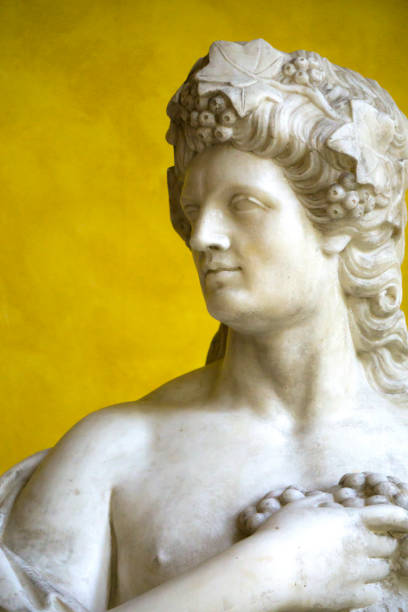 神バッカスの古典的な大理石像 (ディオニュソス) - mythology statue roman roman mythology ストックフォトと画像