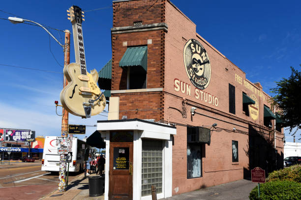 o estúdio legendário do sol em memphis, tennessee - birthplace - fotografias e filmes do acervo