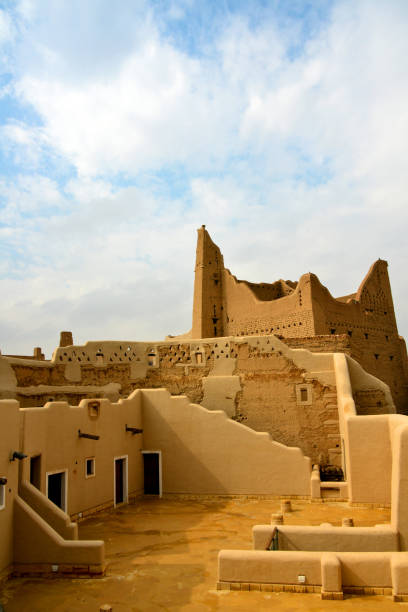 Ruins of Salwa Palace, Ad Diriyah, At-Turaif District - the birthplace of Wahhabism, UNESCO World Heritage Site, Riyadh, Saudi Arabia Riyadh, Saudi Arabia: Salwa Palace, Ad Dir'iyah, At-Turaif District, UNESCO World Heritage Site - the country's first capital, from 1744 to 1818, original home of the Al-Saud royal family until its destruction by the Turks - Najdi architecture - situated in Wadi Hanifah arabian peninsula stock pictures, royalty-free photos & images