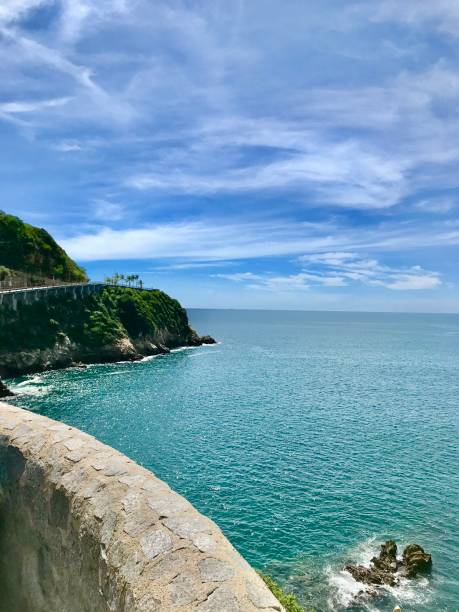 istock La quebrada of Acapulco 1184939375