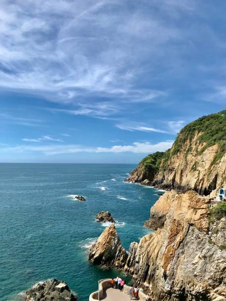 istock La quebrada of Acapulco 1184939378