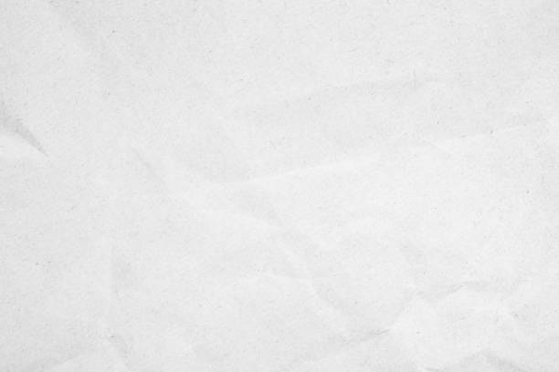 textura de papel artesanal reciclado blanco como fondo. textura de papel gris, antigua página vintage o viñeta grunge. patrón de arte áspero arrugado letra grunge. armario con espacio de copia para texto. - close up newspaper folded document fotografías e imágenes de stock