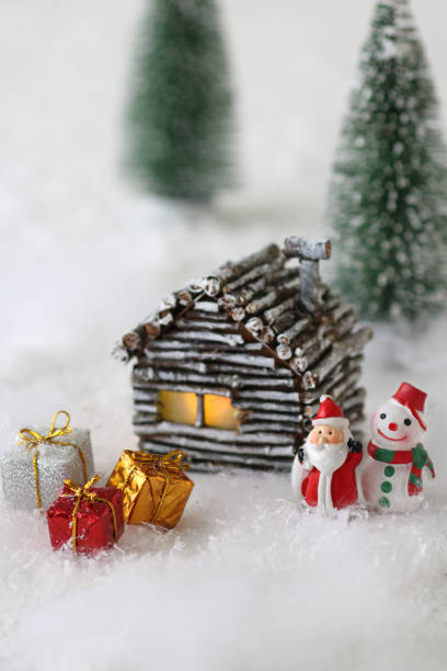 istock Present box and Santa Claus made by combining wood 1184955039