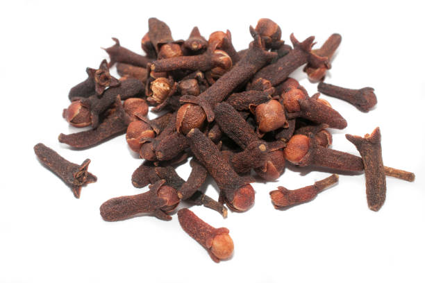 istock Cloves (Syzygium aromaticum) isolated on white background 1184975325