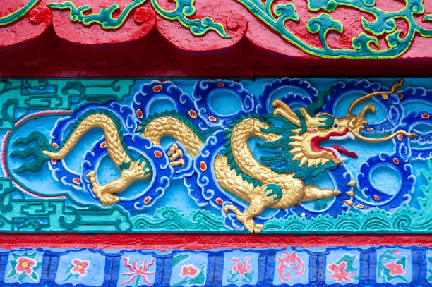 istock Dragon colorful bas-relief in a taoist temple 1184990463