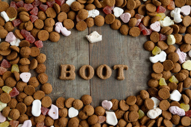 istock Dutch mixed candy and pepernoten eaten during Sinterklaas feast 1185005775