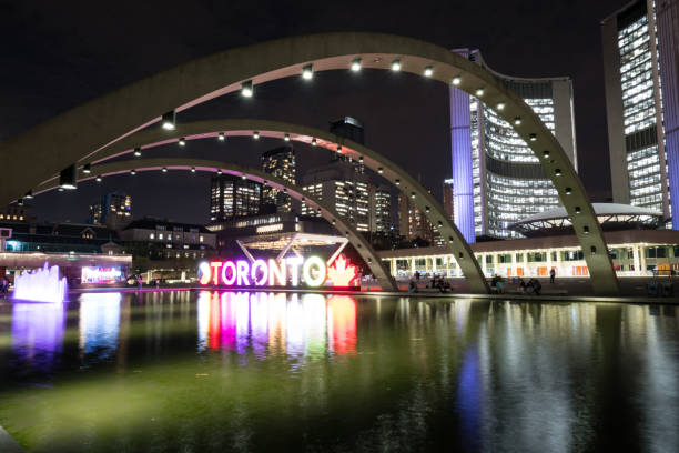 istock Toronto Sign in Nathan Phillips Square 1185051274