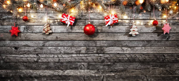 istock Decorative Christmas garlands with free space 1185064854