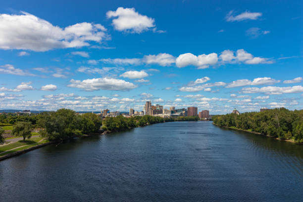istock Hartford Skyline and the Connecticut River 1185094942