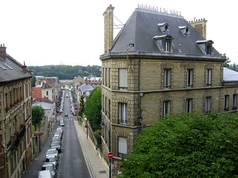 From the old hill in the town, the view of the street that goes to the railway station