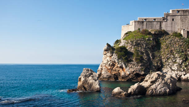 istock View of Dubrovnik`s walls 1185169983