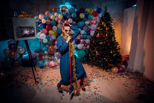 istock Cleaning after new year party celebration 1185178862